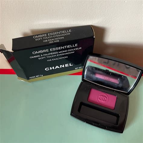 chanel soft touch eyeshadow.